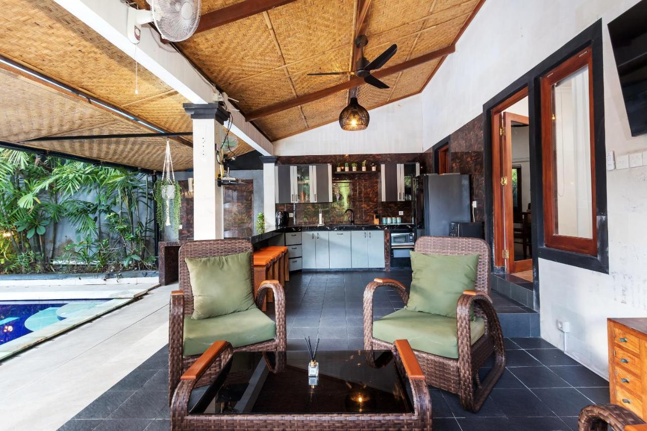 Villa Yati Seminyak Exterior foto